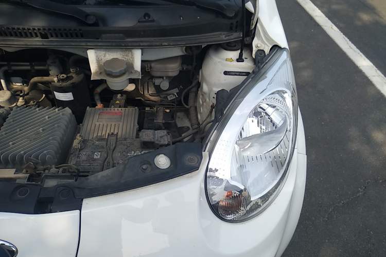 Used JAC iEV6E 2017 iEV6E Time Edition Engine Bay Left