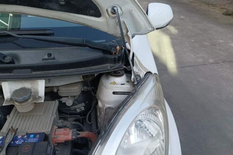 Used JAC iEV6E 2017 iEV6E Engine Bay Left