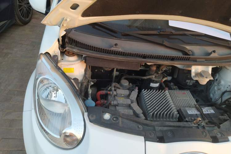 Used JAC iEV6E 2017 iEV6E Time Edition Engine Bay Right