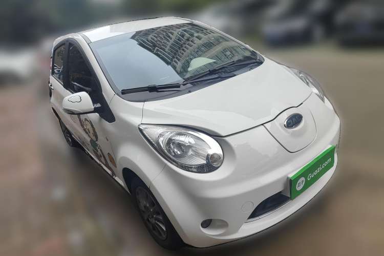 Used JAC iEV6E 2017 iEV6E Front Right 45 Deg