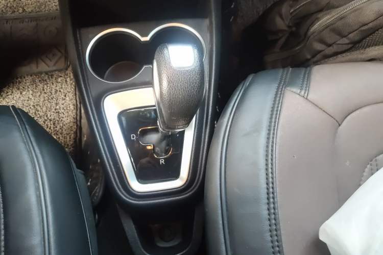 Used JAC iEV6E 2017 iEV6E Time Edition Gear Lever
