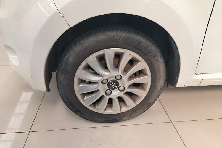 Used JAC iEV6E 2017 iEV6E Left Front Wheel Hub
