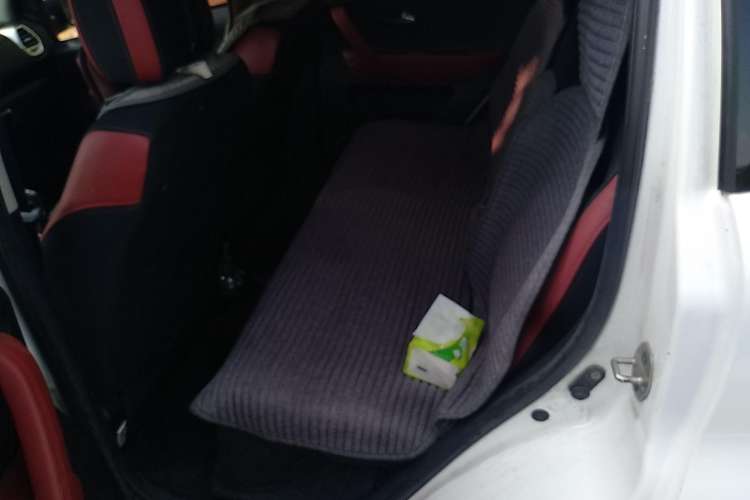 Used JAC iEV6E 2017 iEV6E Time Edition Left Rear Seat