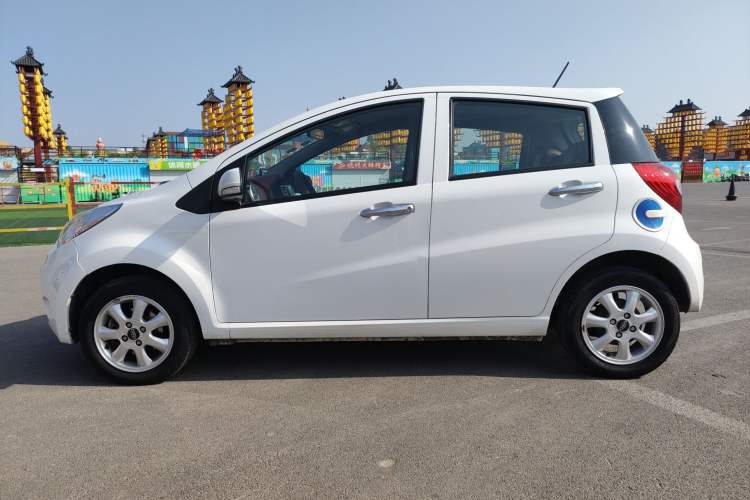Used JAC iEV6E 2017 iEV6E Time Edition Left Side