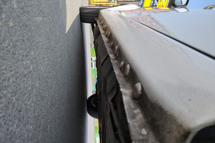 Used JAC iEV6E 2017 iEV6E Time Edition Left Side Sill