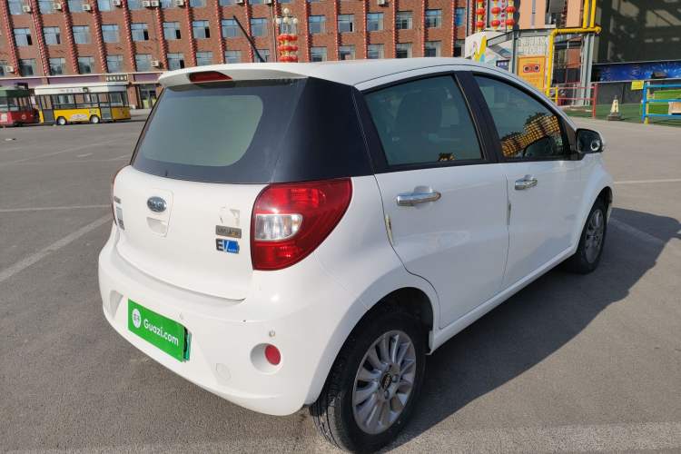 Used JAC iEV6E 2017 iEV6E Rear Right 45 Deg