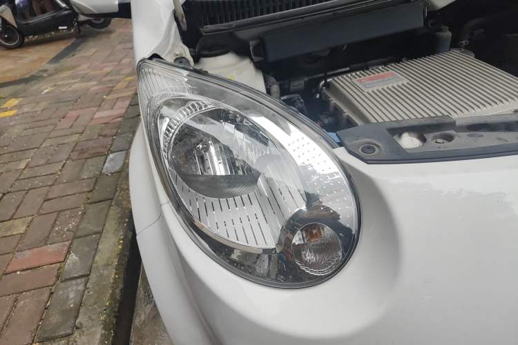 Used JAC iEV6E 2017 iEV6E Right Front Headlight