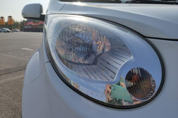 Used JAC iEV6E 2017 iEV6E Right Front Headlight