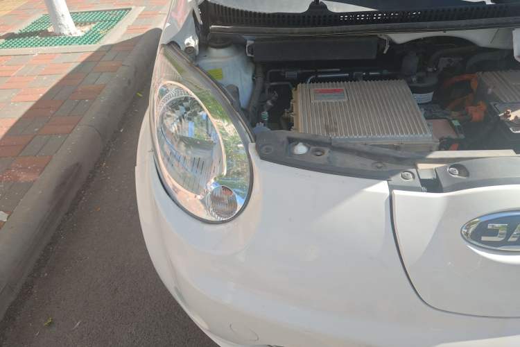 Used JAC iEV6E 2017 iEV6E Right Front Headlight