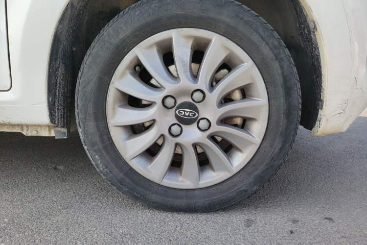 Used JAC iEV6E 2017 iEV6E Right Front Wheel Hub