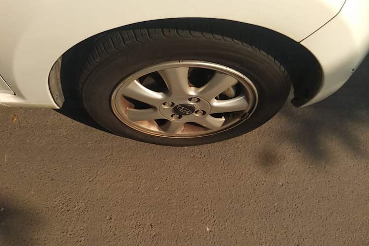 Used JAC iEV6E 2017 iEV6E Time Edition Right Front Wheel Hub