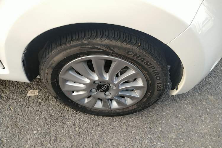 Used JAC iEV6E 2017 iEV6E Right Front Wheel Hub