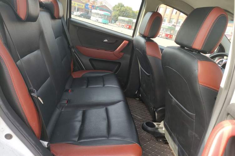 Used JAC iEV6E 2017 iEV6E Time Edition Right Rear Seat