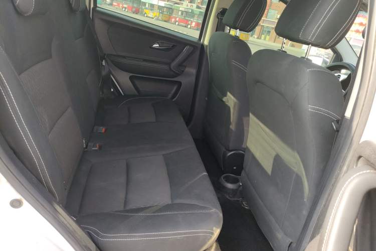Used JAC iEV6E 2017 iEV6E Right Rear Seat