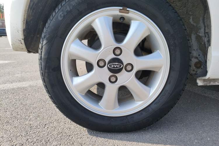 Used JAC iEV6E 2017 iEV6E Time Edition Right Rear Wheel Hub