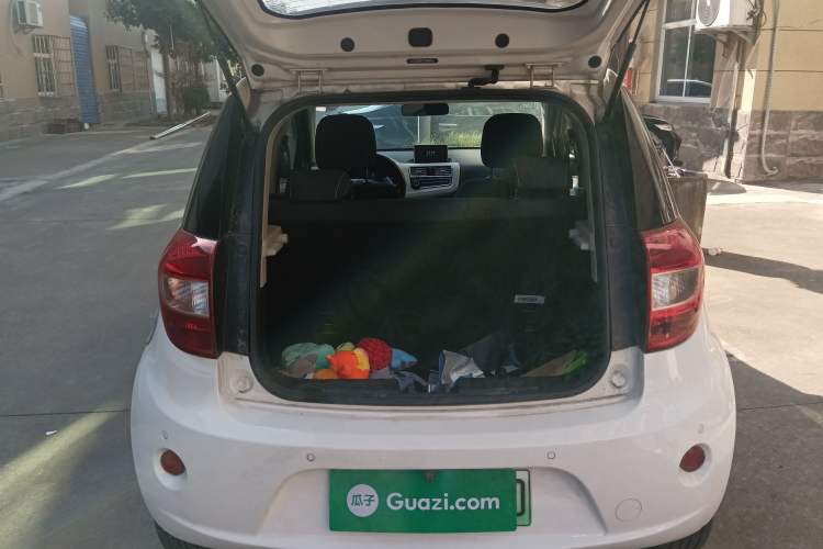 Used JAC iEV6E 2017 iEV6E Trunk