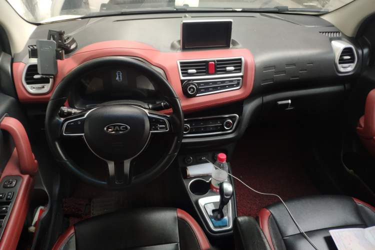 Used JAC iEV6E 2018 Sport Version iEV6E Smart Edition Center Console