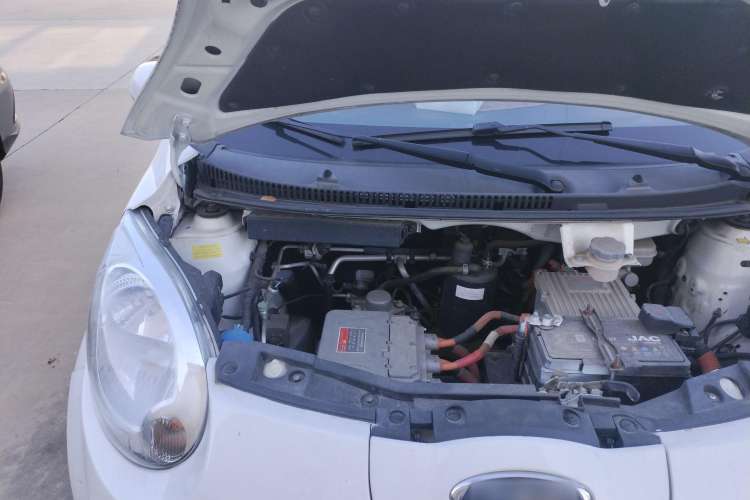 Used JAC iEV6E 2018 Upgraded iEV6E Luxury Model Engine Bay Right