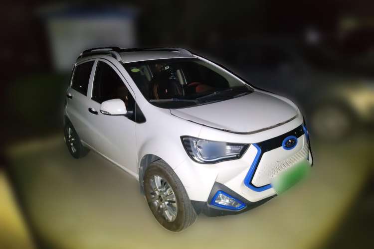 Used JAC iEV6E 2018 Sport Version iEV6E Smart Edition Front Right 45 Deg