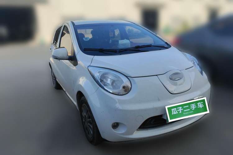 Used JAC iEV6E 2018 Upgraded iEV6E Luxury Model Front Right 45 Deg
