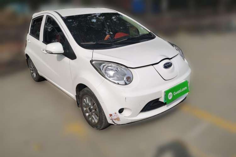Used JAC iEV6E 2018 Upgraded Edition iEV6E Luxury Smart Model Front Right 45 Deg