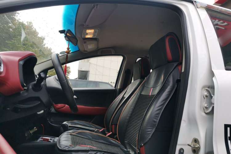 Used JAC iEV6E 2018 Upgraded Edition iEV6E Luxury Smart Model Left Front Seat