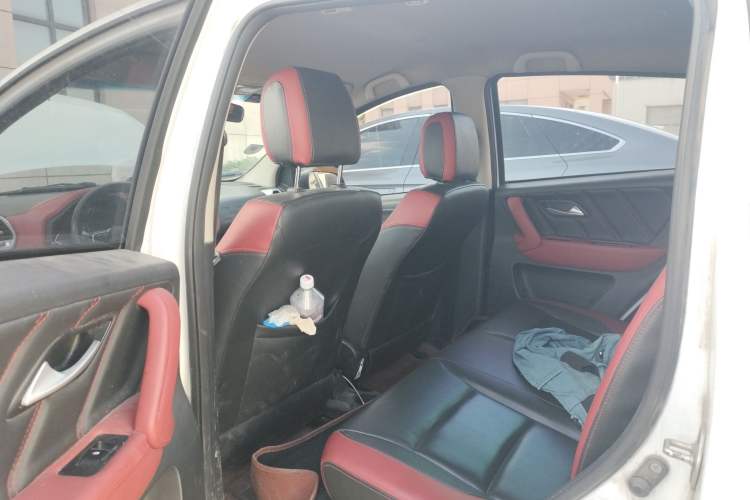 Used JAC iEV6E 2018 Upgraded iEV6E Luxury Model Left Rear Seat