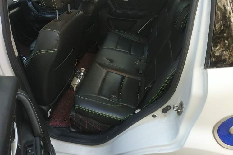 Used JAC iEV6E 2018 Upgraded iEV6E Luxury Model Left Rear Seat