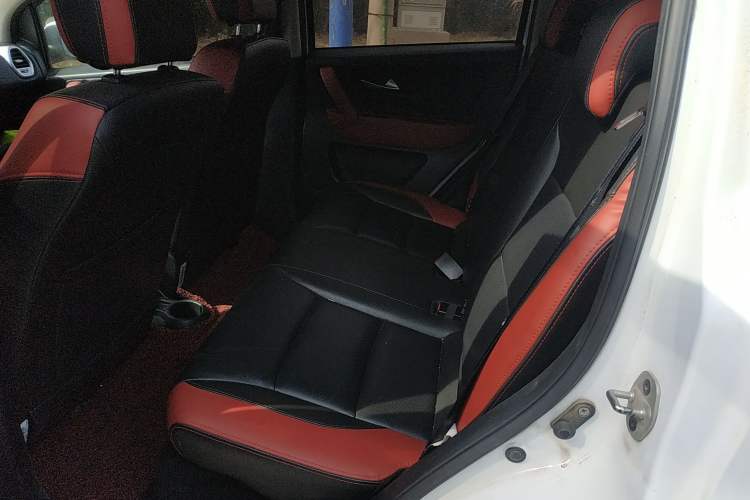 Used JAC iEV6E 2018 Sport Version iEV6E Smart Edition Left Rear Seat