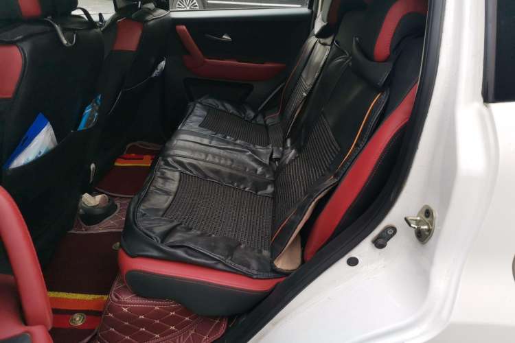 Used JAC iEV6E 2018 Upgraded Edition iEV6E Luxury Smart Model Left Rear Seat