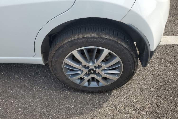 Used JAC iEV6E 2018 Sport Edition iEV6E Luxury Smart Enjoyment Version Left Rear Wheel Hub