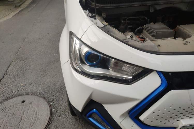 Used JAC iEV6E 2018 Sport Version iEV6E Smart Edition Right Front Headlight