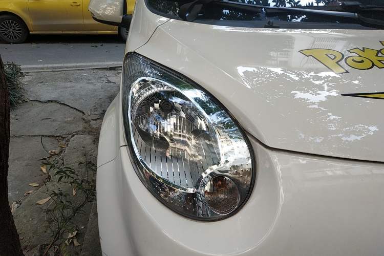 Used JAC iEV6E 2018 Upgraded Edition iEV6E Luxury Smart Model Right Front Headlight