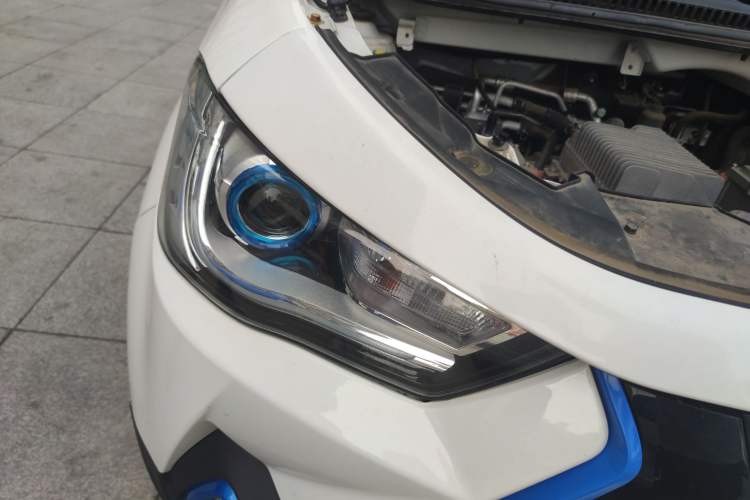 Used JAC iEV6E 2018 Sport Version iEV6E Smart Edition Right Front Headlight
