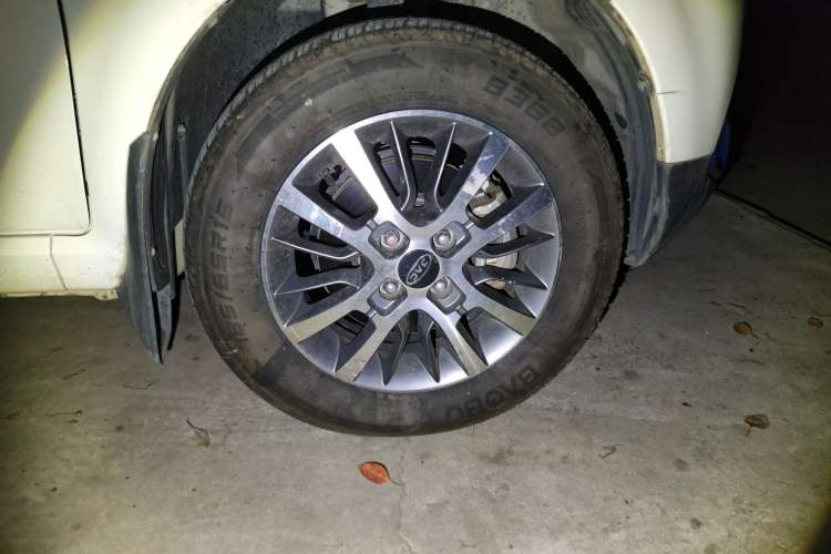 Used JAC iEV6E 2018 Sport Version iEV6E Smart Edition Right Front Wheel Hub