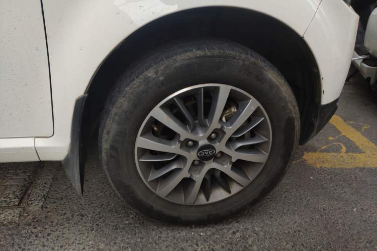 Used JAC iEV6E 2018 Sport Version iEV6E Smart Edition Right Front Wheel Hub