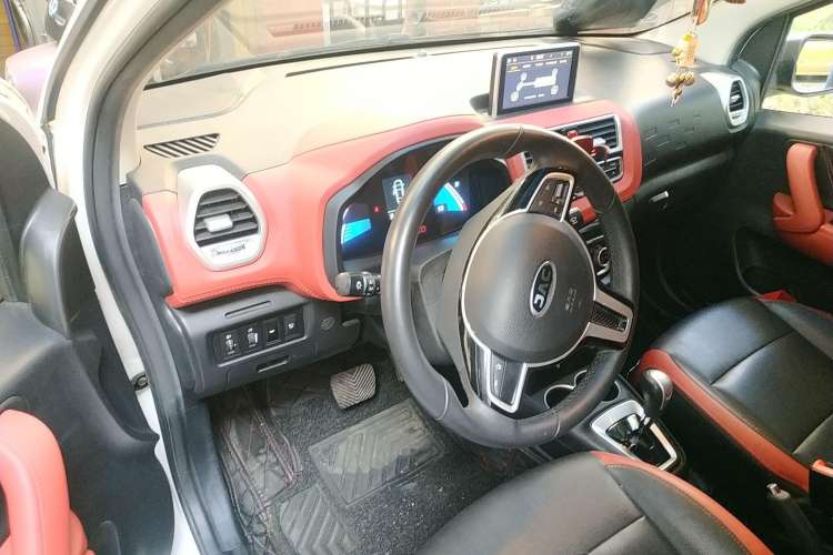 Used JAC iEV6E 2018 Upgraded Edition iEV6E Luxury Smart Model Steering Wheel