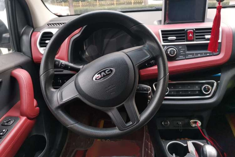 Used JAC iEV6E 2018 Upgraded Edition iEV6E Luxury Smart Model Steering Wheel