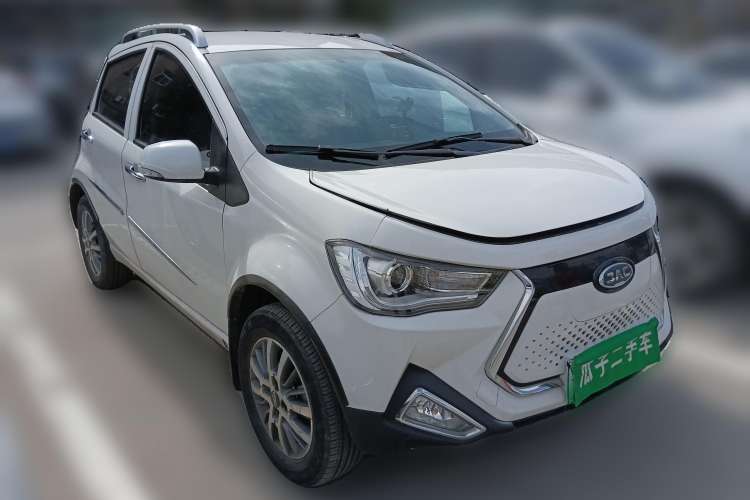 Used JAC iEV6E 2019 Sport Edition iEV6E Deluxe Smart Version Front Right 45 Deg