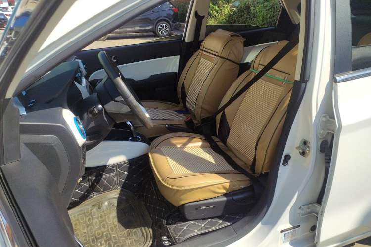Used JAC iEV7 2019 iEV7L Luxury Smart Model Left Front Seat