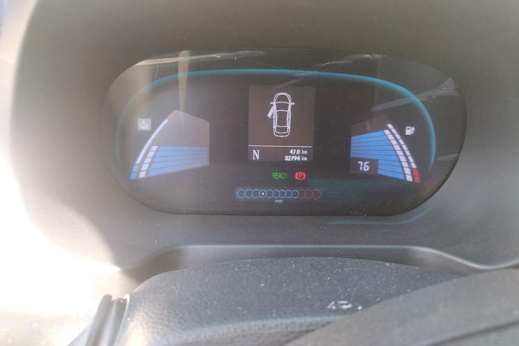 Used JAC iEV7 2019 iEV7L Luxury Smart Model Odometer Close Up