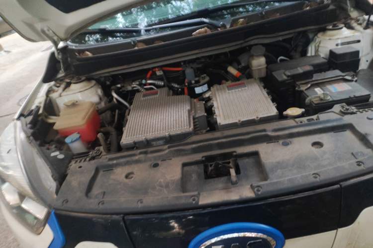 Used JAC iEV7S 2018 Smart Enjoyment Model Engine Bay Right