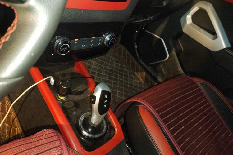 Used JAC iEV7S 2018 Smart Enjoyment Model Gear Lever