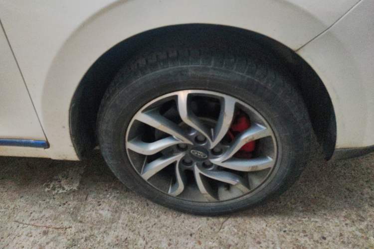 Used JAC iEV7S 2018 Smart Enjoyment Model Right Front Wheel Hub