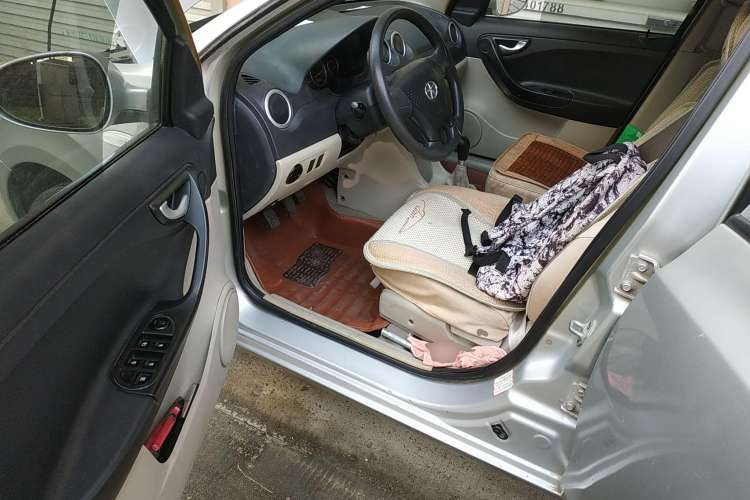Used JAC J3 2008 1.3L Manual Deluxe Edition Driver Seat
