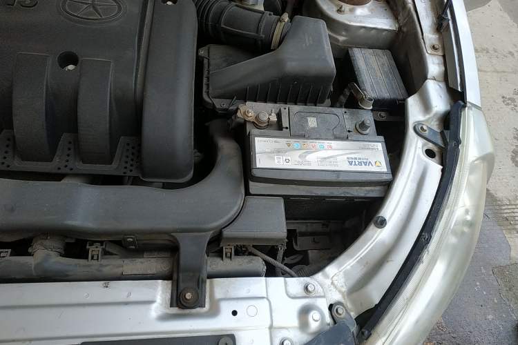 Used JAC J3 2008 1.3L Manual Deluxe Edition Engine Bay Left