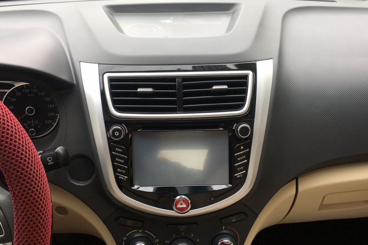 Used JAC J6 A30 2013 1.5L Manual Luxury Model China IV Standard Audio And AC Panel