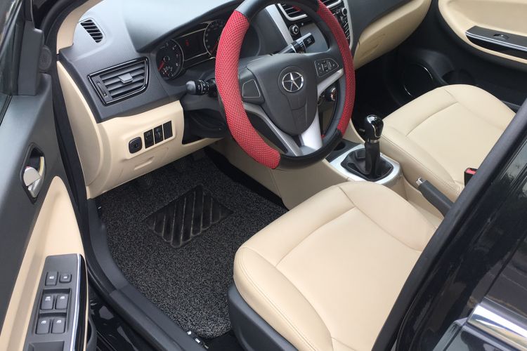 Used JAC J6 A30 2013 1.5L Manual Luxury Model China IV Standard Driver Seat