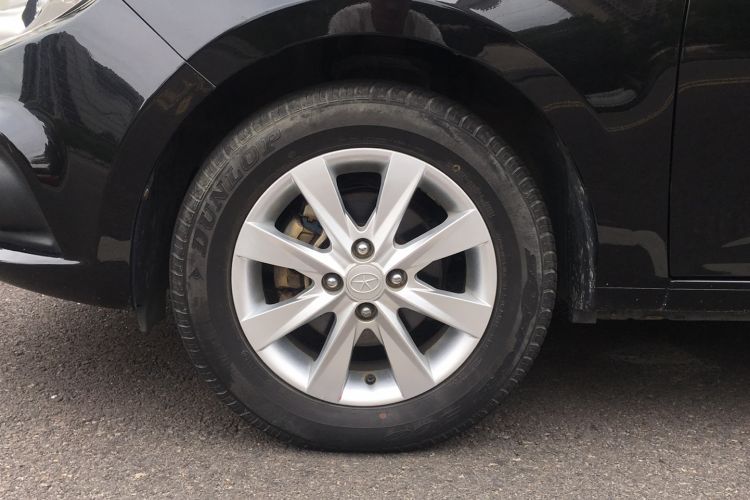 Used JAC J6 A30 2013 1.5L Manual Luxury Model China IV Standard Left Front Wheel Hub