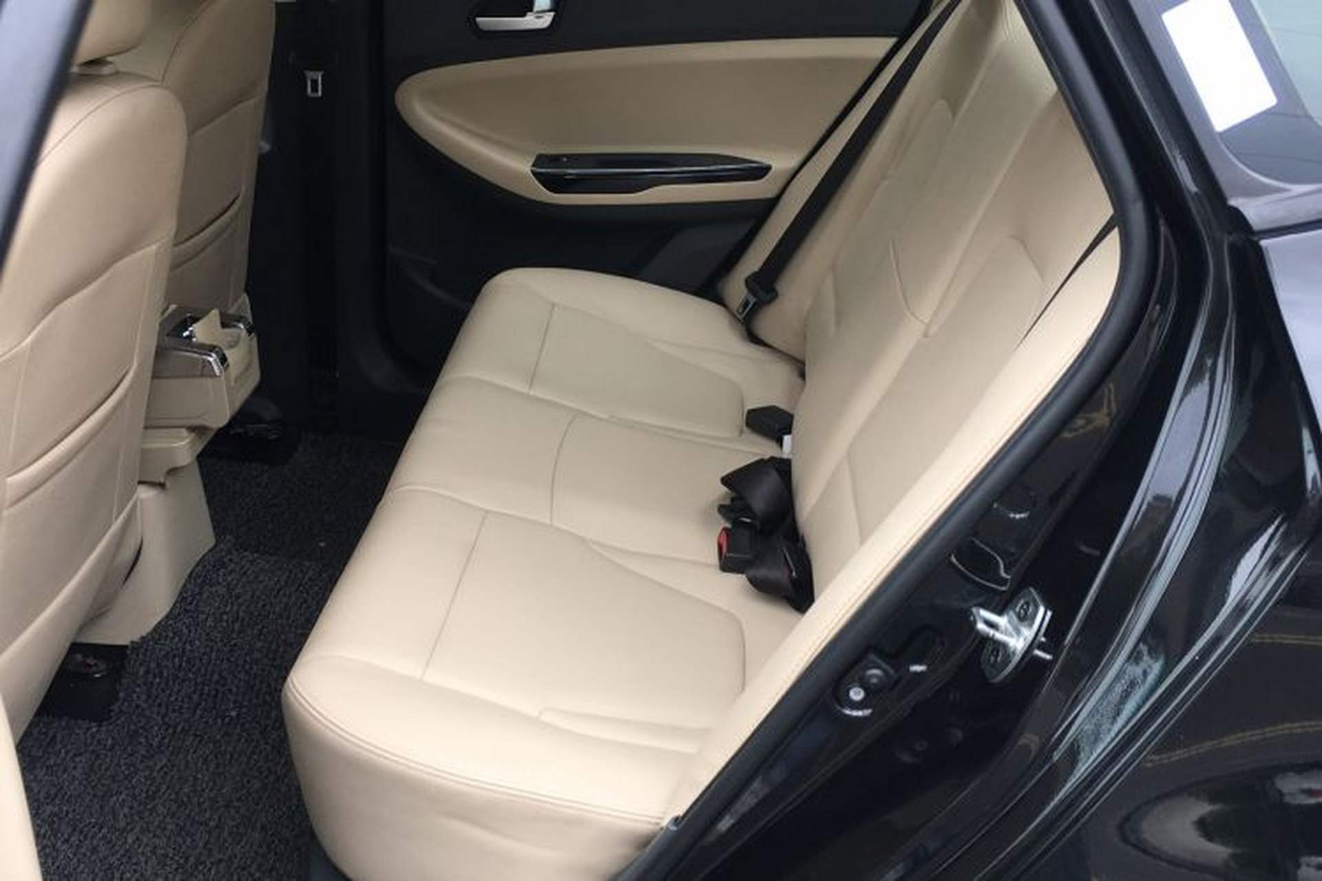 Used JAC J6 A30 2013 1.5L Manual Luxury Model China IV Standard Left Rear Seat